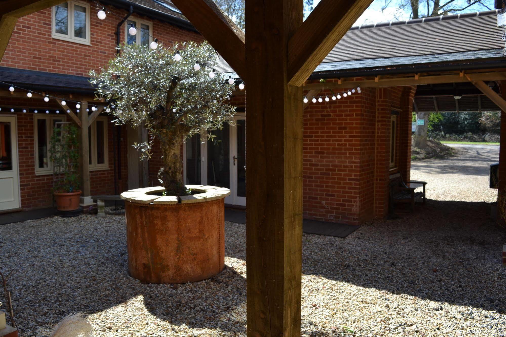 The Kingsley At Eversley Exterior photo
